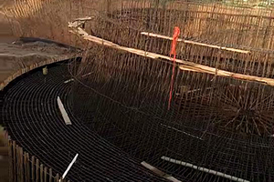 昌都砼烟囱新建施工现场